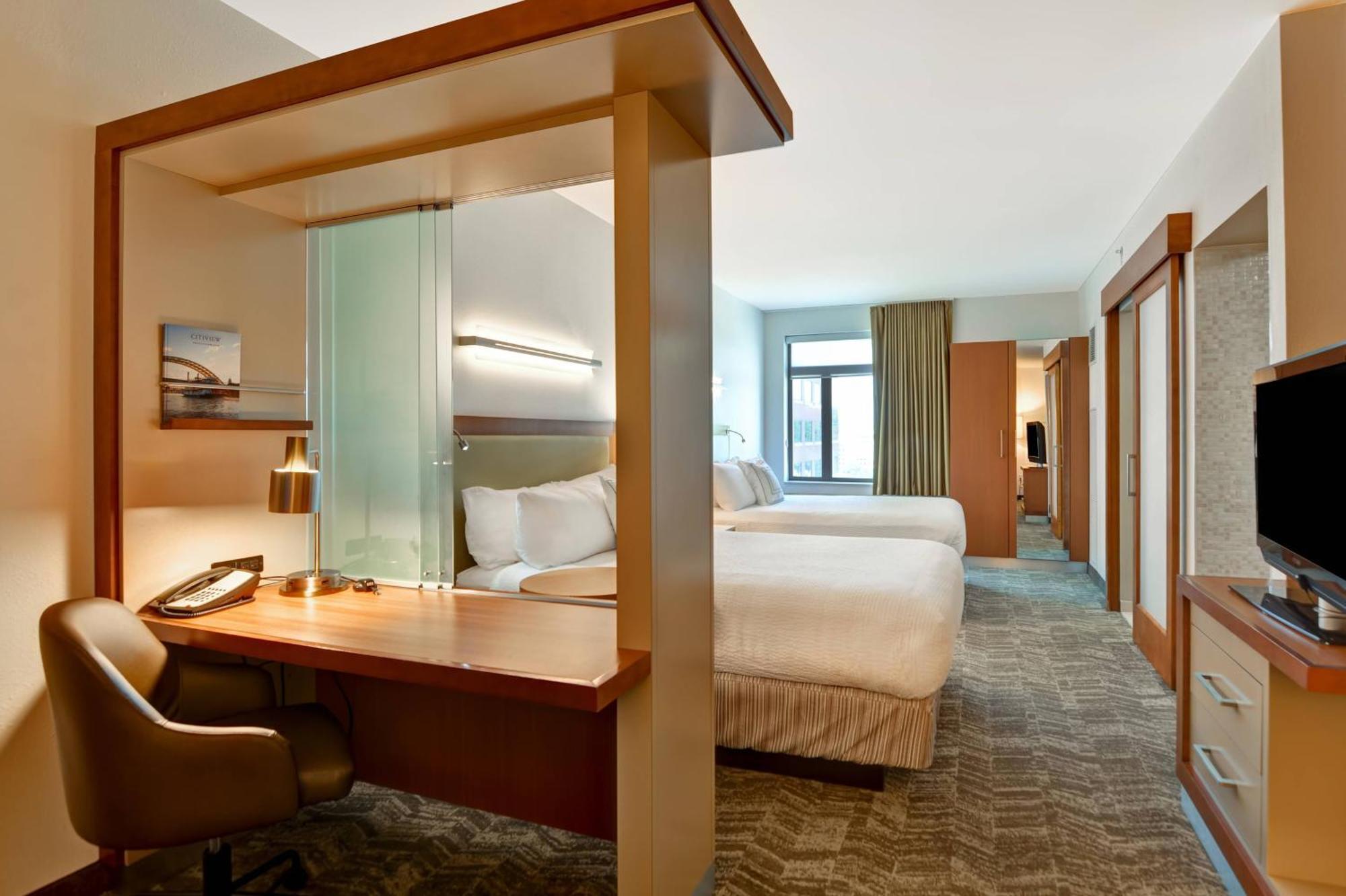Springhill Suites By Marriott Cincinnati Midtown Екстериор снимка
